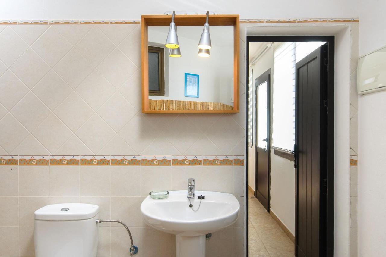 Famara Beach Apt Ngoại thất bức ảnh