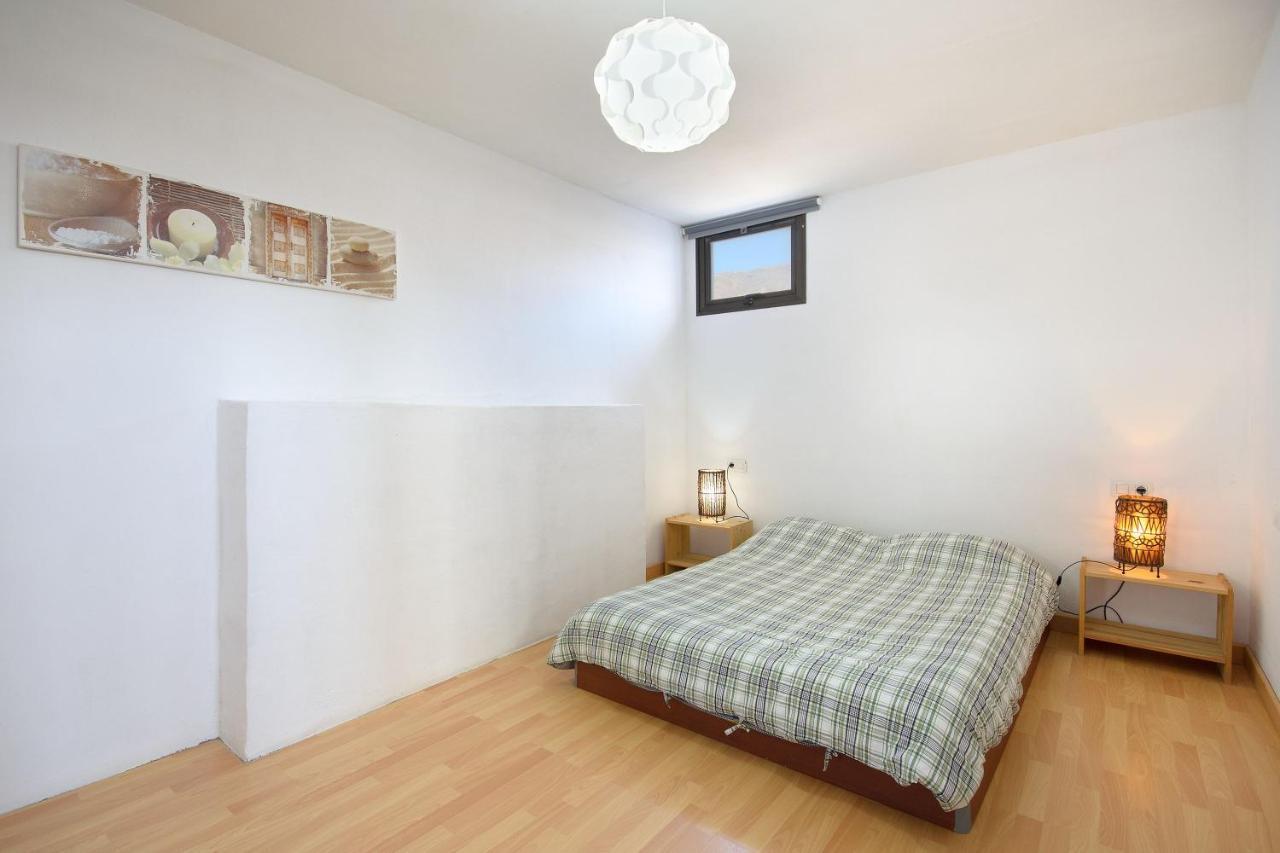 Famara Beach Apt Ngoại thất bức ảnh